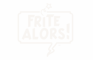 Une bulle de dialogue contenant les mots « ALT ALUMS » en gras et en majuscules, centrée sur un fond uni et clair.